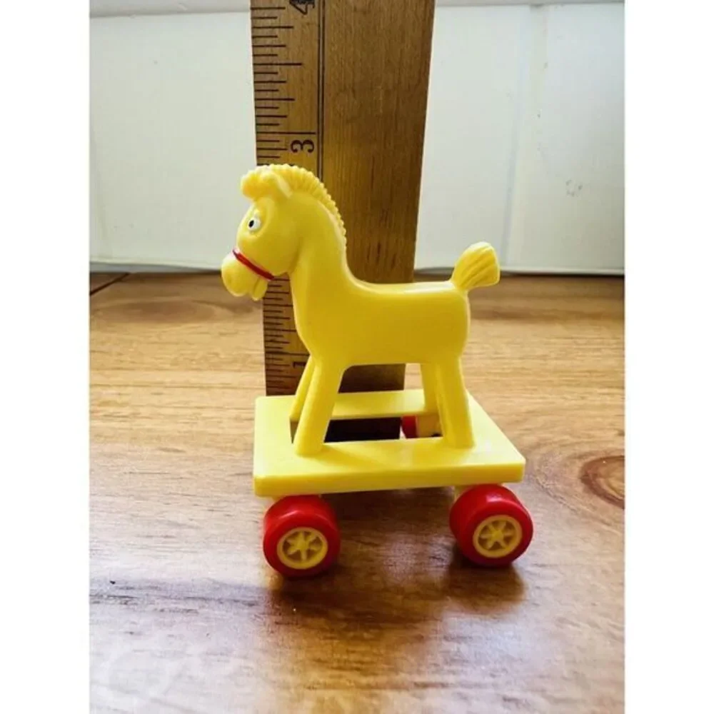 Lot of 2 McDonald's Happy Meal Toy Vintage‎ 1986 Yellow Horse on Wheels